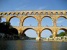 "Pont du Gard" (römische Architektur)
