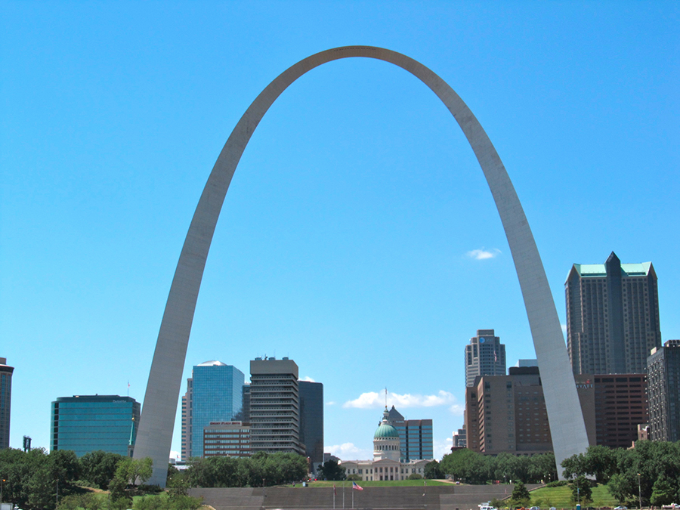 ﻿"Jefferson National Expansion Memorial" St.Louis, USA