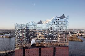 die Elbphilharmonie in Hamburg